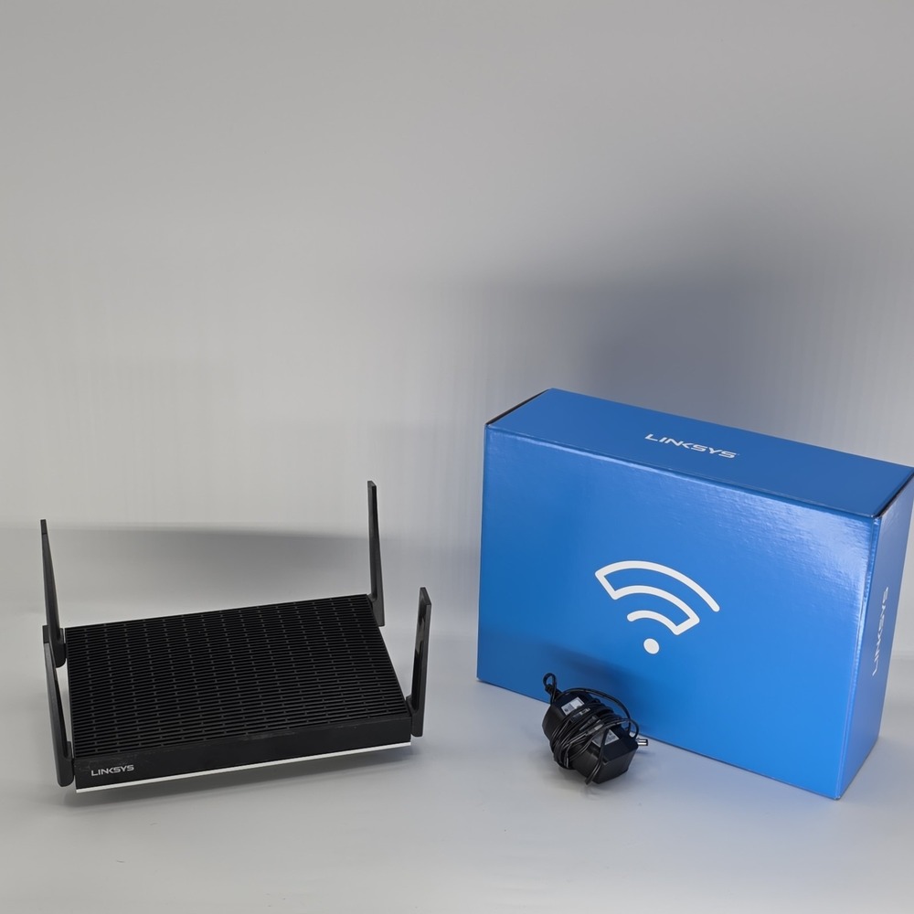 Linksys MR9600 V2 Max Stream AX6000 Dual-Band Mesh WiFi 6 Router Tested w/ Box
